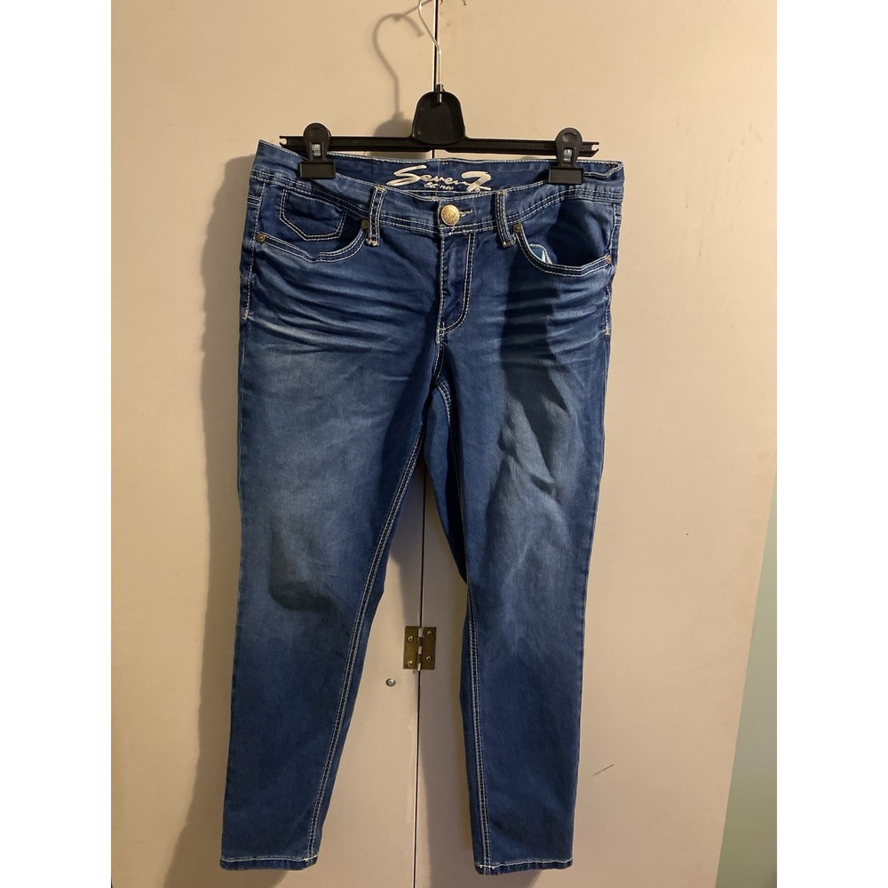 Seven7 Women's Skinny Jeans Size 10 Medium Wash Embroidered Back Pocket Stretch